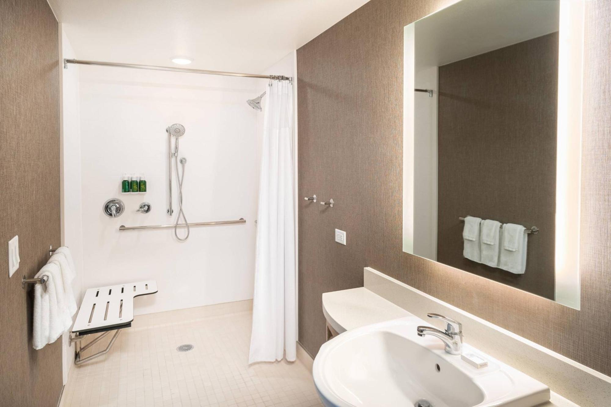 Springhill Suites By Marriott Irvine Lake Forest Exterior foto